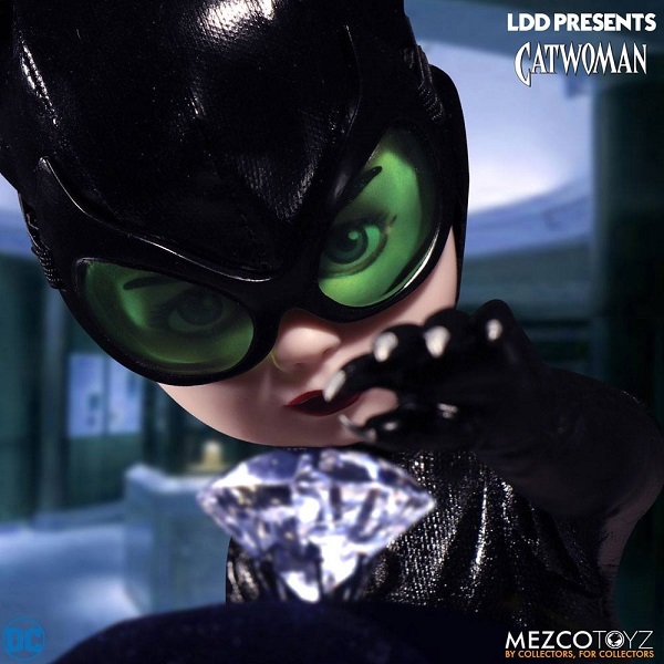 DC Universe Living Dead Dolls Puppe Catwoman action figur Mezco Neu